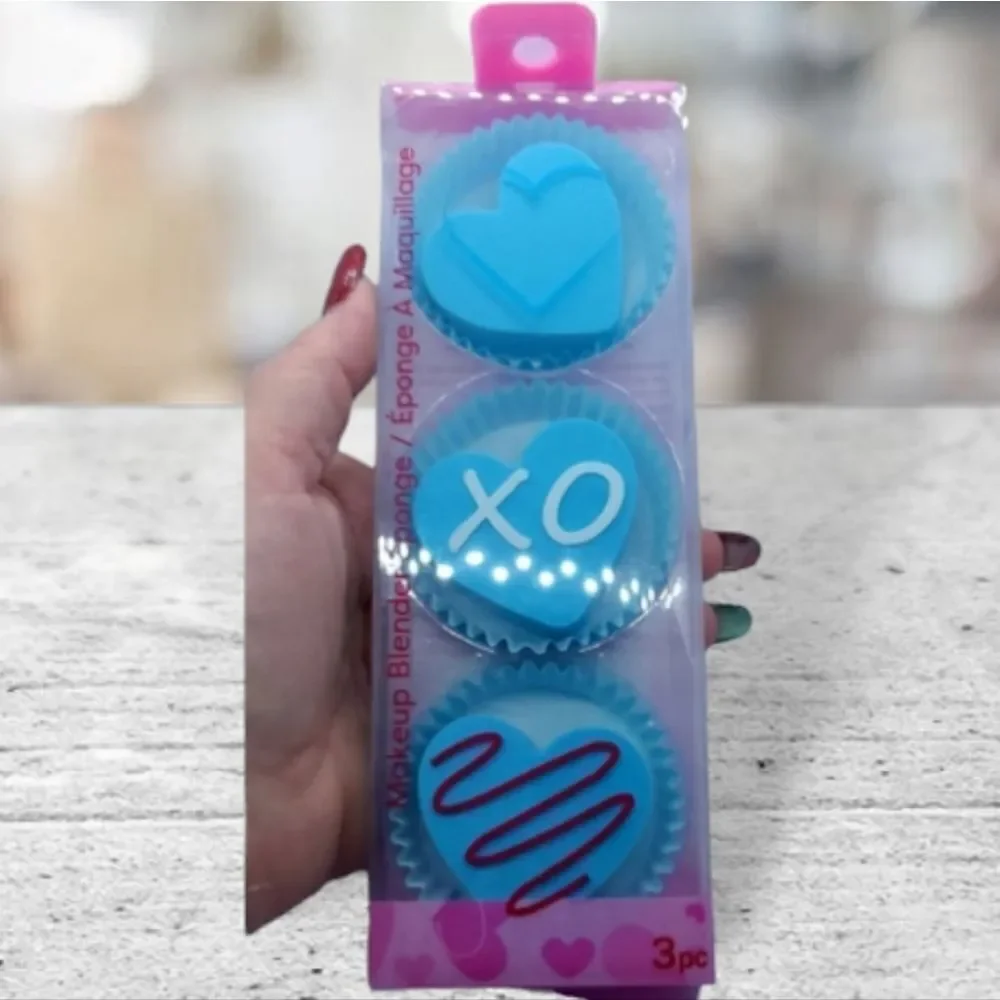 Makeup Blender Sponge 3pc Blue Heart Shaped Cupcake Sweet Girlfriend Gift